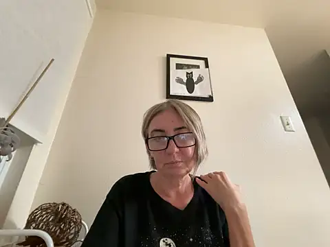 Snapshot of Fargo488 chatting on November 2, 5:21 am Fargo488 online show from November 2, 5:21 am