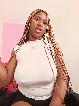 EvonyFoxxx online show from February 15, 9:11 pm