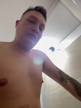 Snapshot of NathanielLux29 chatting on November 11, 1:11 pm NathanielLux29 online show from November 11, 1:11 pm