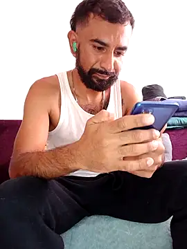 Snapshot of Barbanegra91mx chatting on June 9, 6:30 pm Barbanegra91mx online show from June 9, 6:30 pm
