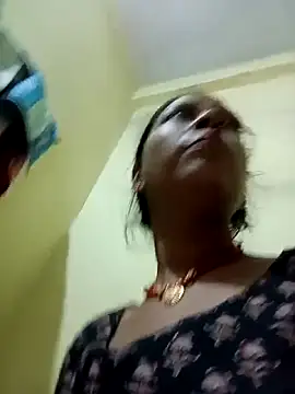Snapshot of Sangita_g chatting on June 13, 4:27 pm Sangita g online show from June 13, 4:27 pm