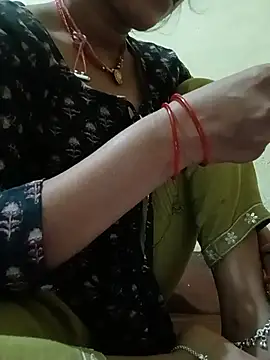 Snapshot of Sangita_g chatting on July 21, 1:57 pm Sangita g online show from July 21, 1:57 pm