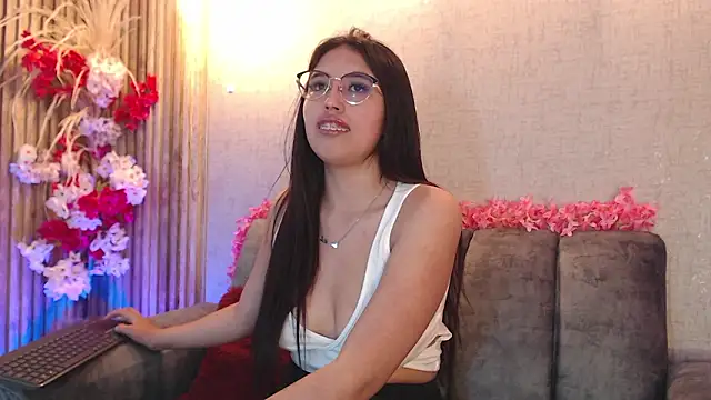 Valk submissive online show from March 2, 7:15 am