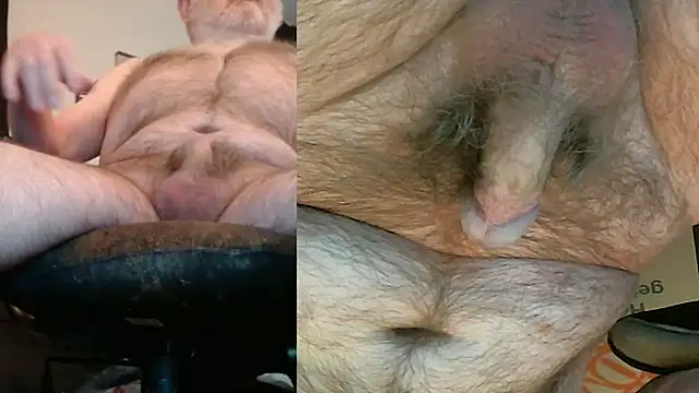 Snapshot of sexxme214 chatting on May 3, 6:30 am sexxme214 online show from May 3, 6:30 am