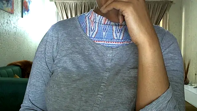 NewBeginnings8 online show from February 25, 7:18 am