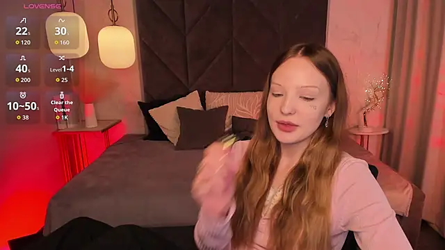 Iris Fresh online show from February 28, 9:05 pm