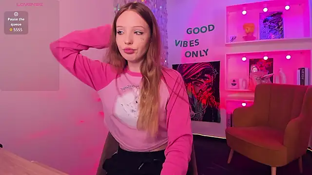 Iris Fresh online show from March 1, 8:44 pm