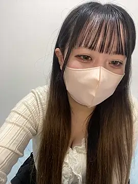 Snapshot of emiri_da_nyan chatting on May 22, 3:28 pm emiri da nyan online show from May 22, 3:28 pm