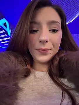 Snapshot of LilluKatten chatting on February 28, 1:56 pm LilluKatten online show from February 28, 1:56 pm