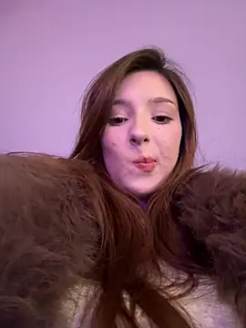 Snapshot of LilluKatten chatting on March 4, 1:50 pm LilluKatten online show from March 4, 1:50 pm