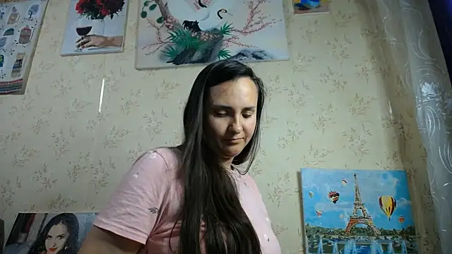 Snapshot of VoulezVous_Angel chatting on June 3, 6:57 pm VoulezVous Angel online show from June 3, 6:57 pm