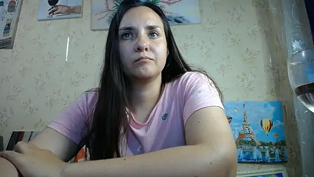 Snapshot of VoulezVous_Angel chatting on June 6, 6:34 pm VoulezVous Angel online show from June 6, 6:34 pm