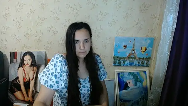 Snapshot of VoulezVous_Angel chatting on June 19, 7:23 am VoulezVous Angel online show from June 19, 7:23 am