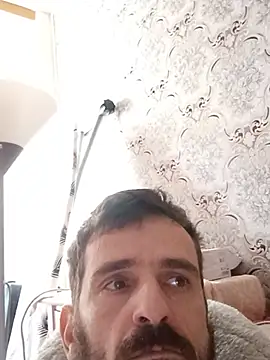 Snapshot of bubu38Goody chatting on June 15, 11:12 am bubu38Goody online show from June 15, 11:12 am