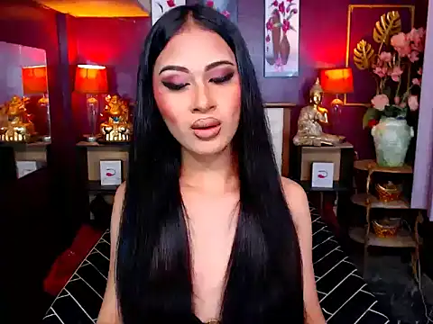 Plastique PATRICIA online show from March 25, 9:04 am