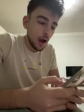 yasinesra757  online show from January 15, 5:56 am