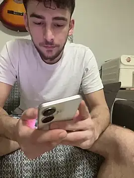 yasinesra757  online show from February 16, 4:52 am