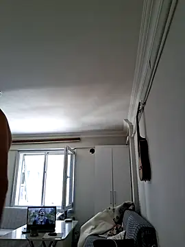 Snapshot of yasinesra757_ chatting on July 20, 10:50 am yasinesra757 online show from July 20, 10:50 am