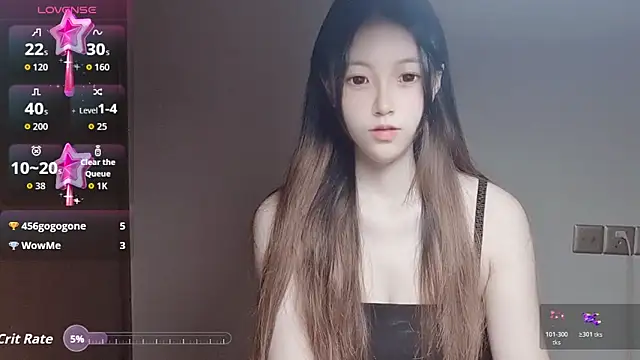 JuliaNoir online show from November 8, 1:22 pm