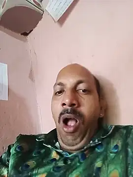Dhanya752896 online show from July 30, 3:05 am