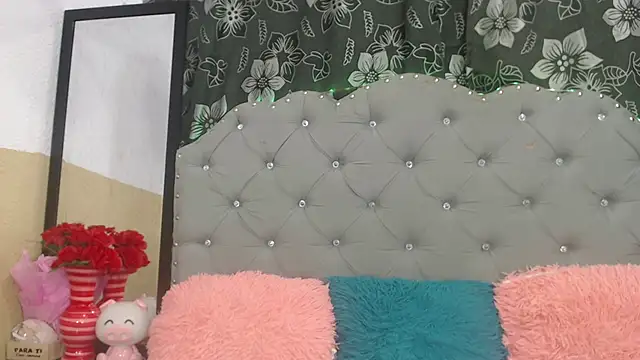 valentinavega18x online show from January 12, 4:18 am