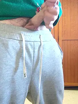 Snapshot of Dominantepollon89 chatting on January 6, 3:49 pm Dominantepollon89 online show from January 6, 3:49 pm