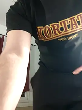 Snapshot of Dominantepollon89 chatting on February 1, 1:15 am Dominantepollon89 online show from February 1, 1:15 am