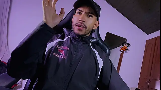 3v1l online show from February 3, 2:53 am