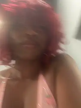 Snapshot of MadameMuse chatting on November 3, 11:48 pm MadameMuse online show from November 3, 11:48 pm