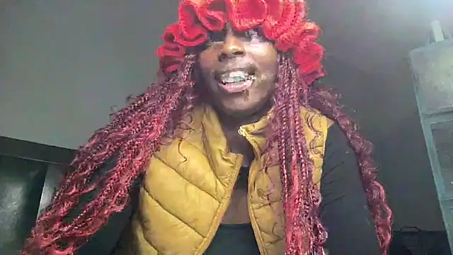 Snapshot of MadameMuse chatting on November 22, 2:54 am MadameMuse online show from November 22, 2:54 am