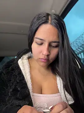 Snapshot of Samantha_firee chatting on April 8, 11:10 am Samantha firee online show from April 8, 11:10 am