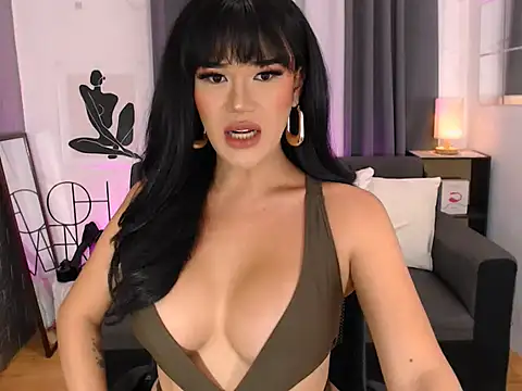 transSTARprincess online show from September 10, 3:45 pm