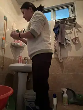 daaqnn online show from February 18, 1:34 am