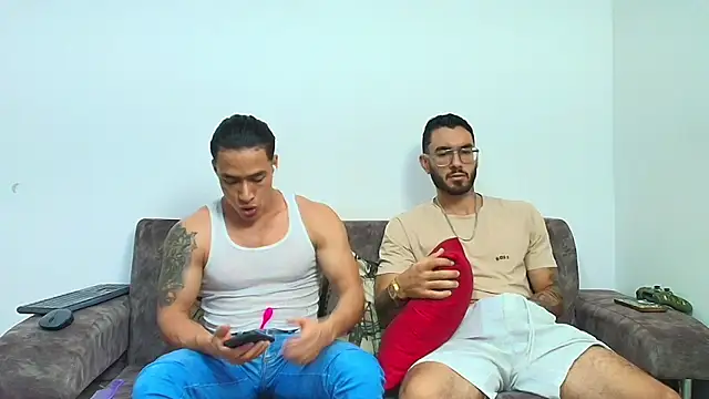 thebadboys05 online show from May 24, 1:21 am