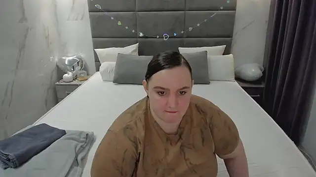 bbwsexis online show from April 15, 7:37 am