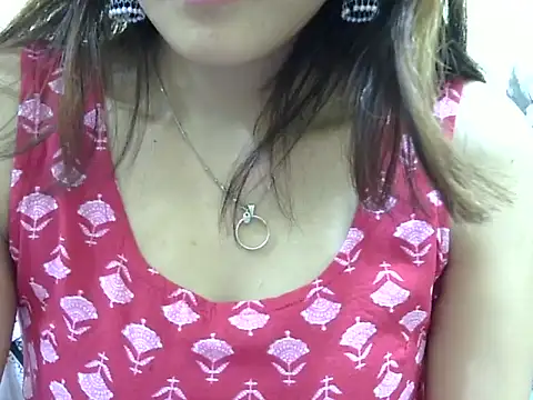 maira 33 online show from November 27, 4:53 pm