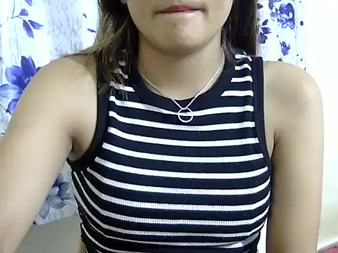 maira 33 online show from June 16, 3:58 pm