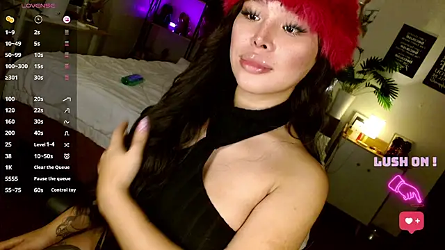 Lolitaloove69 online show from January 18, 8:12 pm