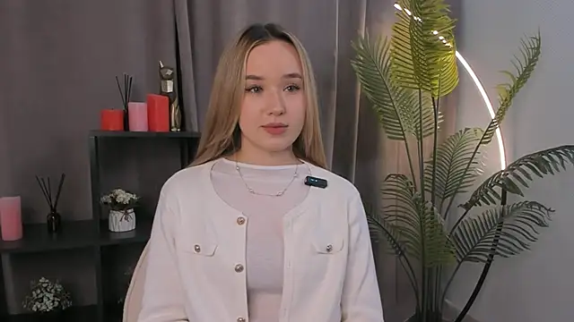 Snapshot of EveMcclearen chatting on November 3, 7:31 am EveMcclearen online show from November 3, 7:31 am