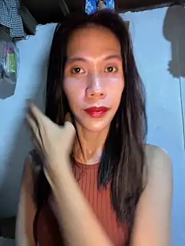 Snapshot of bellaUtops chatting on May 31, 12:56 pm bellaUtops online show from May 31, 12:56 pm