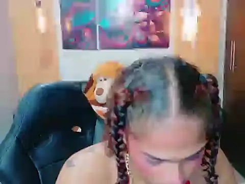 Snapshot of Greicie_Sorni chatting on November 15, 2:13 pm Greicie Sorni online show from November 15, 2:13 pm