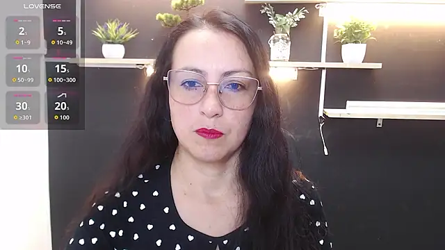 Lauryn Jones online show from March 26, 4:45 pm