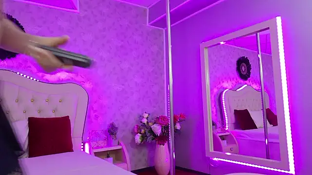 GracieCute online show from March 13, 4:08 am