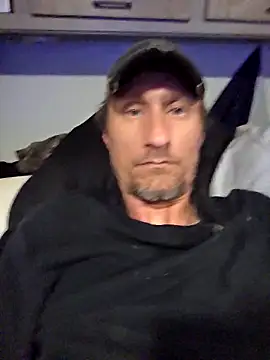 Snapshot of StringHerBell chatting on November 2, 11:56 am StringHerBell online show from November 2, 11:56 am