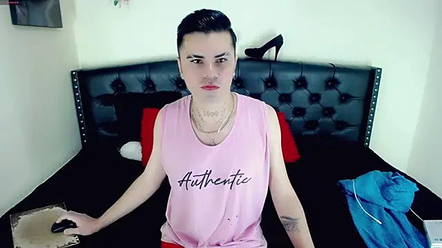 Snapshot of Sebastian_Loaiza chatting on November 1, 11:45 am Sebastian Loaiza online show from November 1, 11:45 am