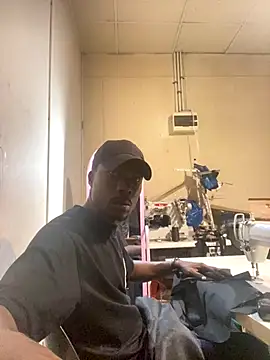 Ndodemnyamaxh online show from November 6, 7:59 pm