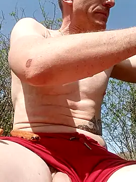 jigglethaypussi online show from April 8, 11:54 am