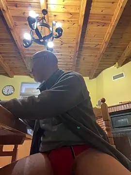 Snapshot of men1967 chatting on February 10, 5:28 pm men1967 online show from February 10, 5:28 pm