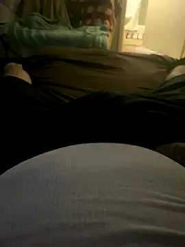 2horny4all online show from November 29, 6:27 am