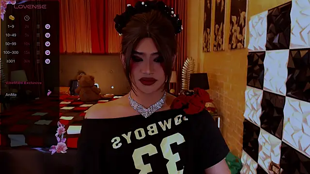 AthisaMooreTS online show from January 10, 9:22 am